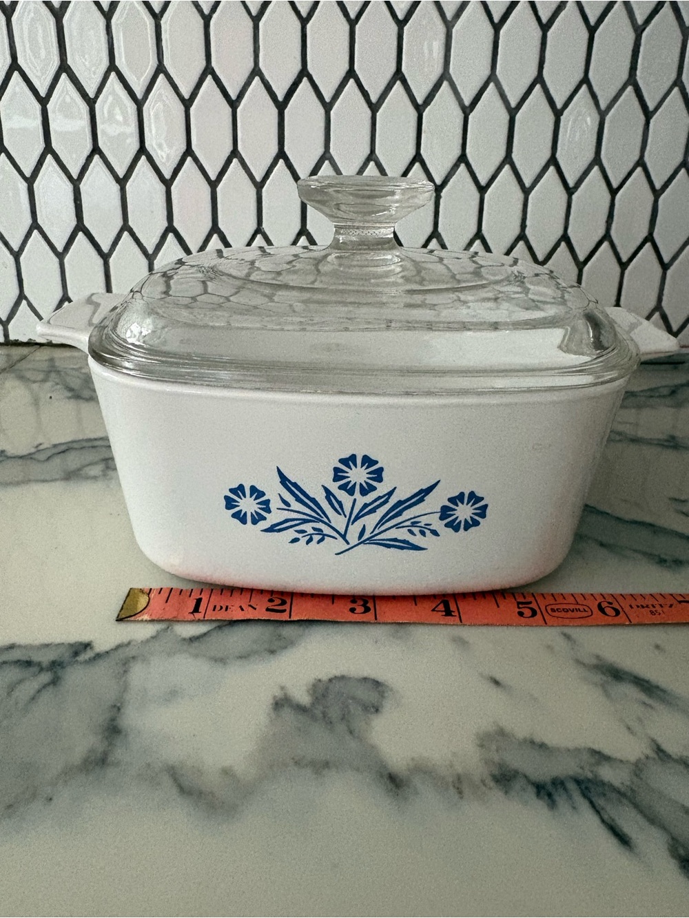 Corningware White Casserole with Blue Floral Motif and Glass Lid 1.5 liter.